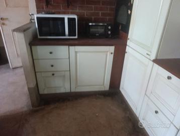 Cucina in legno