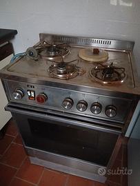 cucina e cucina a gas ed elettrico 