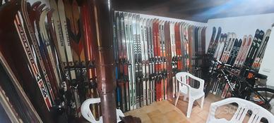 diverse paia di sci rossignol,
fischer, spalding. 