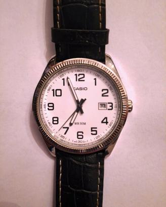 Orologio Casio MTP-1302  Bianco cassa Acciaio