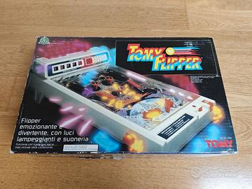 Tomy Flipper Atomic Arcade