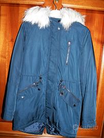 Giubbotto parka giaccone con cappuccio Bershka t.M
