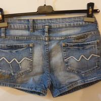 pantaloncino in jeans da donna
