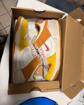 Nike dunk low disrupt