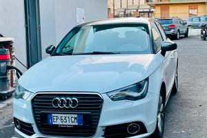 Audi A1 1.6 TDI sport back cambio automatico