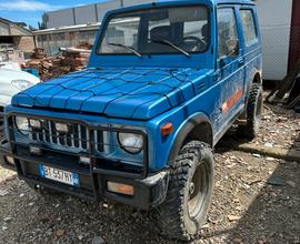 Suzuki samurai sj410