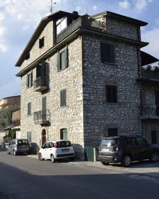 Appartamento di 157 m² con 4 locali a Ausonia