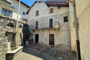 Casa indipendente di 87 m² con 3 locali a Morbegno