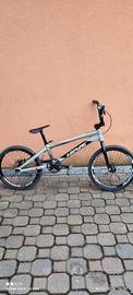  bicicletta BMX INSPIRE