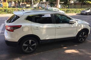 Nissan Qashqai versione n-connecta 360