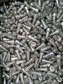 150 viti TCEI 8x20 parzialmente filettate