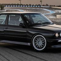 BMW E30 320i