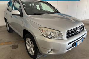 Toyota RAV 4 2.2 D-4D 136 CV 4x4