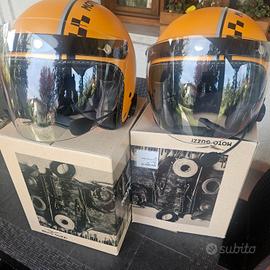 caschi coppia moto guzzi jet bobber