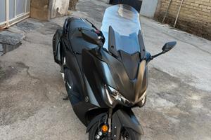 Tmax 560 2020
