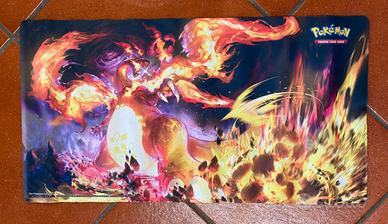 Playmat pokemon charizard