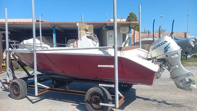 Open 550 con motore Honda 40/60