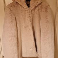 Giacca corta caban finta pelliccia con cappuccio 