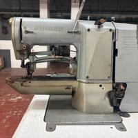 Macchina da cucire travettatrice Singer