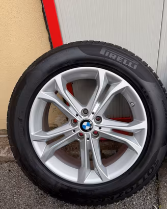 Set 4 cerchi BMW 18 + gomme invernali Run Flat