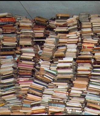 RITIRO LIBRI E LIBRERIE INTERE