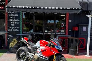 Ducati Panigale V4S CORSE