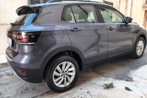 Volkswagen T-Cross Life