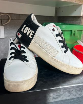 Scarpe moschino