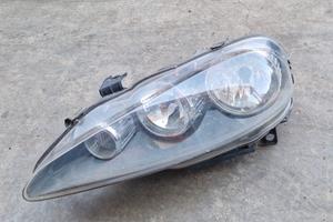 Faro anteriore sinistro Alfa 147 Seconda serie 