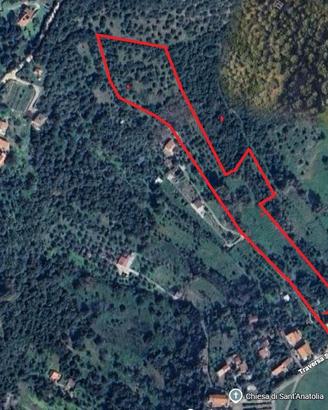 Casa su 2 piani indipendenti con terreno mq.12.960