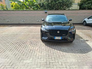 Jaguar F-Pace elettrica-diesel