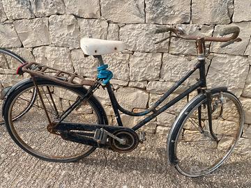 Bici vintage di vecchia fattura