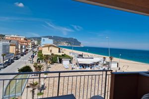 Trilocale Fronte Mare con aria condizionata