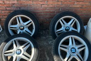 4 Cerchi con gomme Seat FR 17 5x100