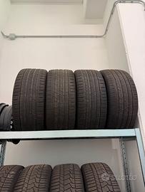4 Pneumatici Hankook Ventus S1 Evo3 SUV 265/45 ZR2