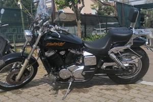 Honda VT 750 Black Widow - 2003