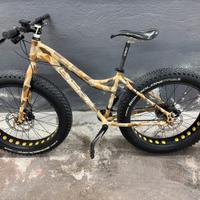 Mountain bike maculata