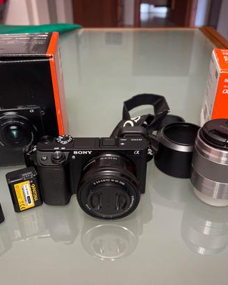Sony a6300 + 16-50 kit + 50mm f1.8 + 2 batterie