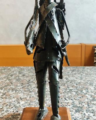 Originale scultura in ferro