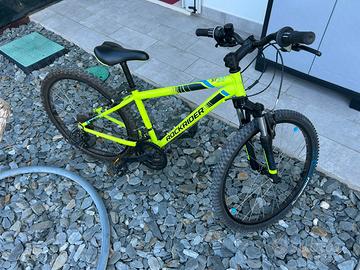 Bicicletta 24” ammortizzata a 18 marce 7-12 anni