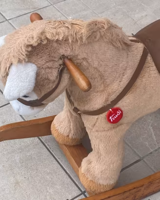 Cavallino a dondolo Trudi