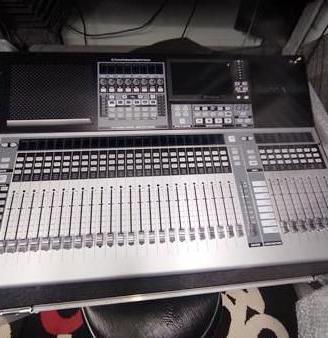 Mixer digitale Presonus Studio Live 32s con flyght