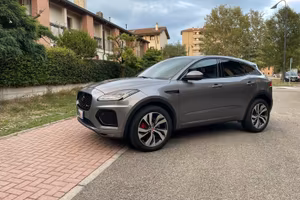 Jaguar E-Pace - R Dynamic - 204cv trazione integr.