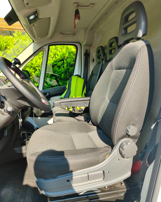 Furgone fiat ducato 2.2 6 marce full