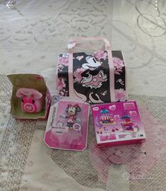 mini brands Disney- Minnie-