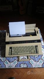 Macchina da scrivere vintage della xerox 575