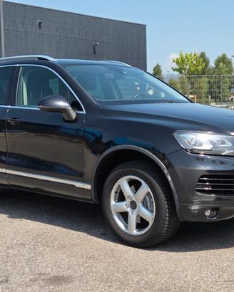 Volkswagen Touareg 3.0 TDI 245 CV tiptronic BlueMo