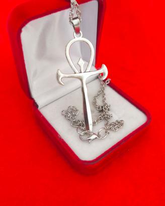 "VtM: Camarilla Pendant"