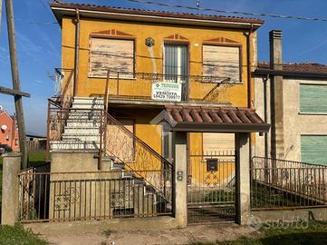 MULTILOCALE A STANGHELLA