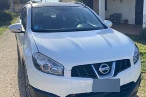 Nissan Qashqai N-TEC 2.0 dci 150 CV Gancio Traino